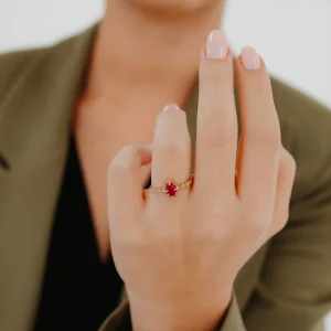 Fuşya Taşlı Vintage Altın Yüzük AAYZK0190