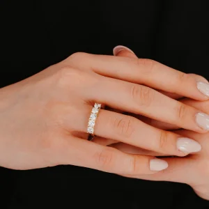 Minimal Kalpli Beştaş Altın Yüzük AAYZK094