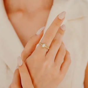 Opal Taşlı Viyana Altın Yüzük AAYZK0104