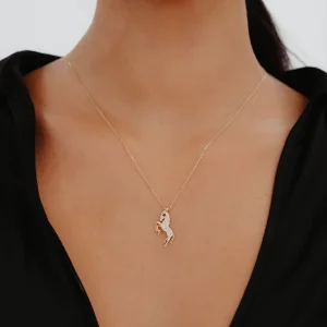 Taşlı At Figürlü Altın Kolye AAKLY050