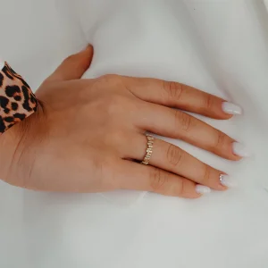 Taşlı Dağınık Sütun Model Altın Yüzük AAYZK0223