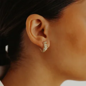 Taşlı Dilimli Altın Küpe AAKPE083