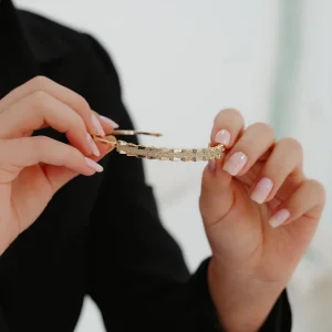 Taşlı Geometrik Kelepçe Altın Bileklik AABLK0119