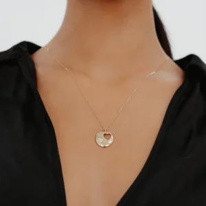 Taşlı Kalp Detay Plaka Altın Kolye AAKLY084