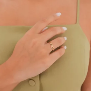 Taşlı V Model Altın Yüzük AAYZK0177