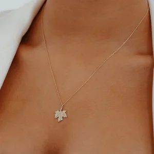 Taşlı Yaprak Model Altın Kolye AAKLY0168