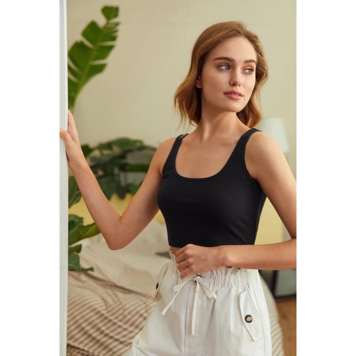 Hubrendy Beru Kadın Siyah Kalın Askılı Crop Top Büstiyer