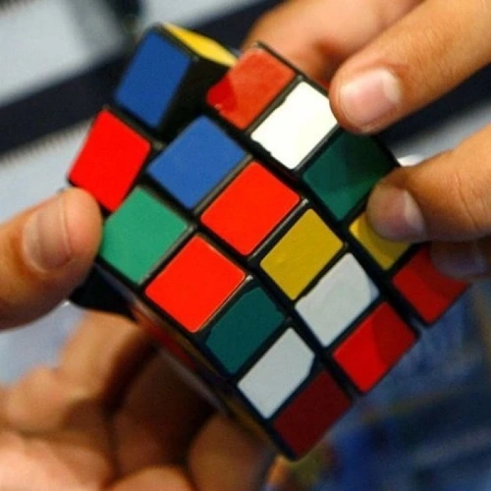 Hubrendy ÇER Zeka Küpü Sihirli Rubik