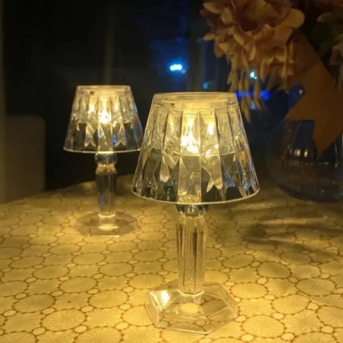Hubrendy Emin Dekoratif Pilli LED Masa Lambası 12Li