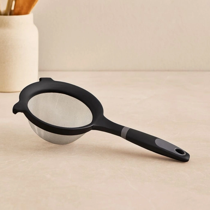 Hubrendy Tedarik Plastik Saplı Tel Süzgeç 11 cm 350 ml