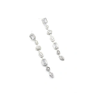 Hubrendy Tedarik Element Küpe - Gümüş