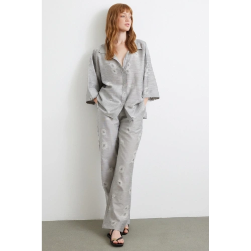 Arka Cepli Salaş Pantolon Gri