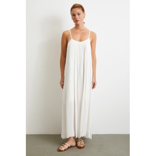 Askılı Piliseli Geniş Elbise Beyaz