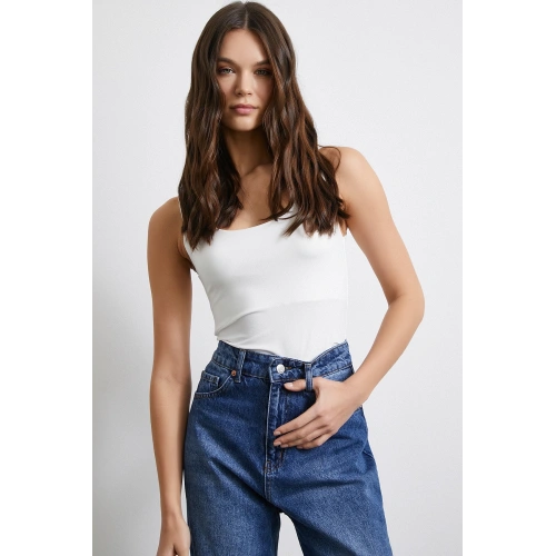 Astarlı Atlet Beyaz