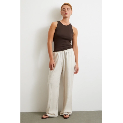 Beli Lastikli Boru Paça Pantolon Bej