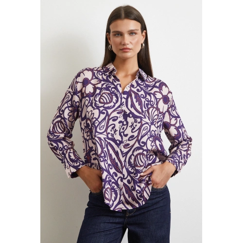 Çiçek Desenli Saten Gömlek Mor