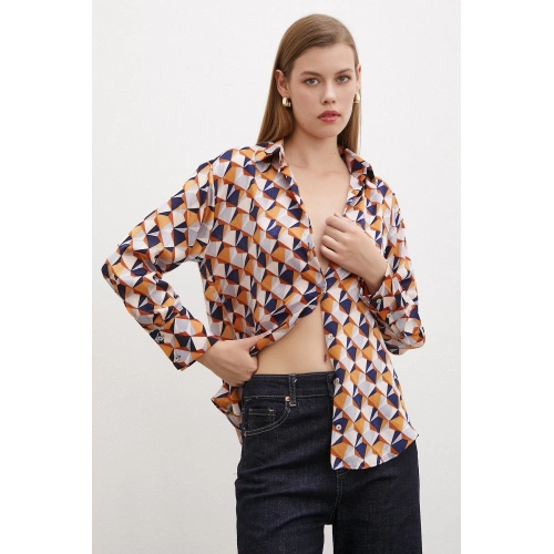 Desenli Saten Gömlek Pudra