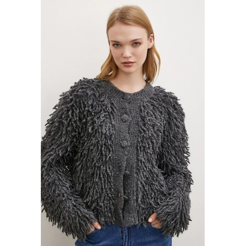 Düğmeli Saçaklı Hırka Antirasit