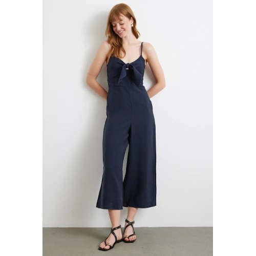 Fiyonklu Askılı Tulum Lacivert