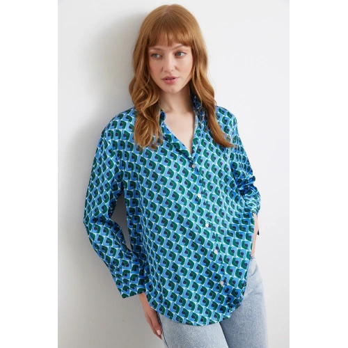 Geometrik Desenli Saten Gömlek Mavi