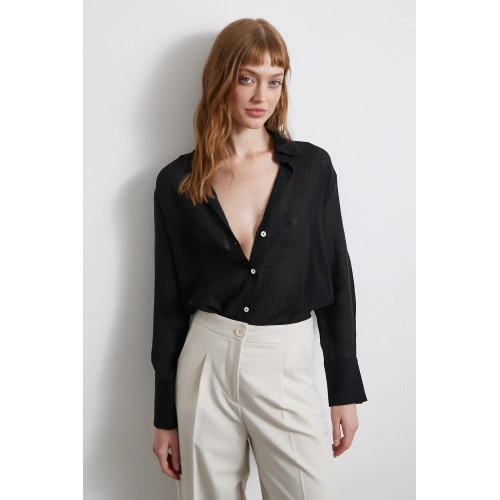 Kabartma Çizgili Saten Gömlek Siyah