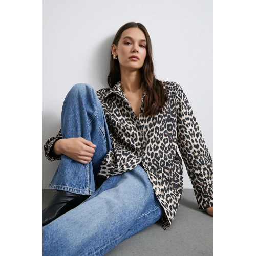 Leopar Desenli Saten Gömlek Bej