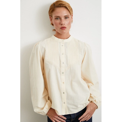 Nervürlü Dantel Detaylı Gömlek Krem