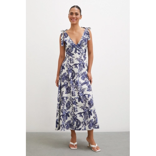 Omuz Askılı V Yaka Elbise Lacivert