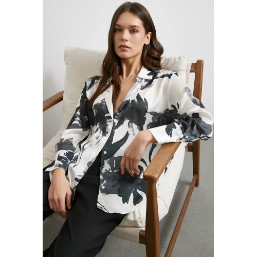 Saten Yüzeyli Desenli Gömlek Siyah