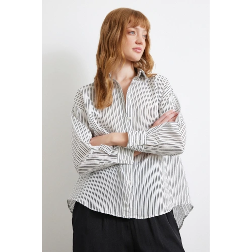 Simetrik Çizgili Gömlek Siyah