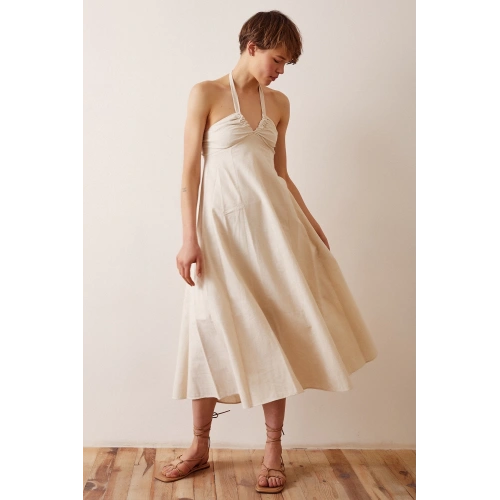 Sırt Dekolteli Askılı Elbise Krem