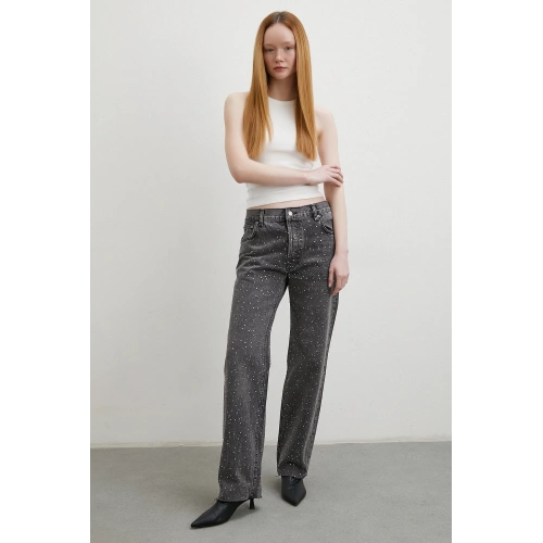 Taş İşlemeli Kesik Paça Jean Gri