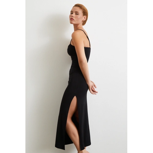 Yanı Büzgülü Askılı Elbise Yırtmaçlı Siyah