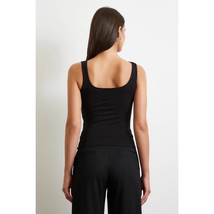 Askılı Basic Top Siyah