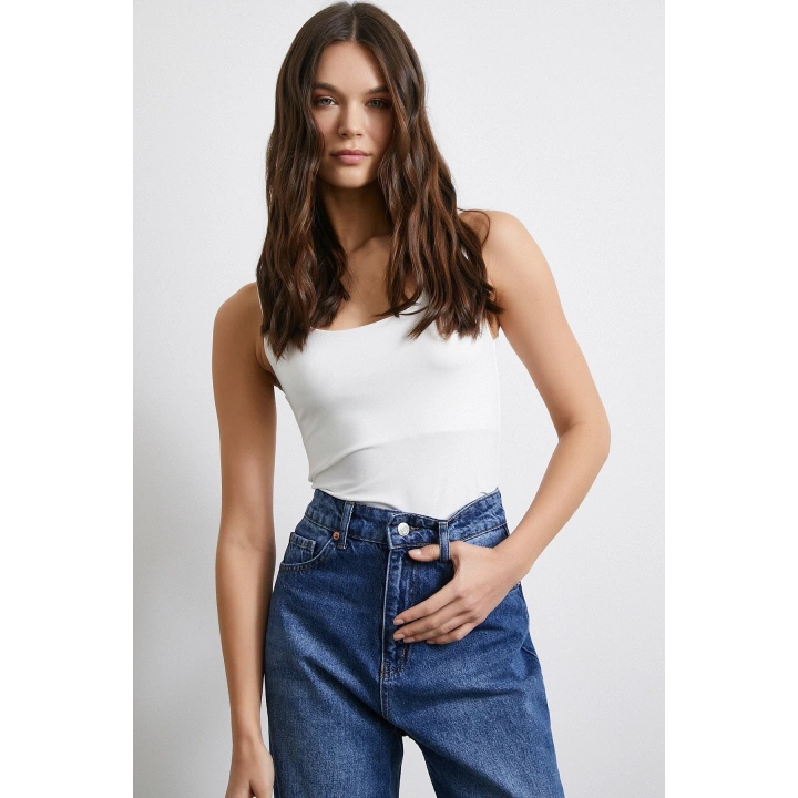 Astarlı Atlet Beyaz