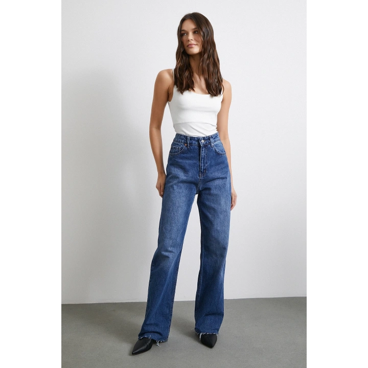 Astarlı Atlet Beyaz