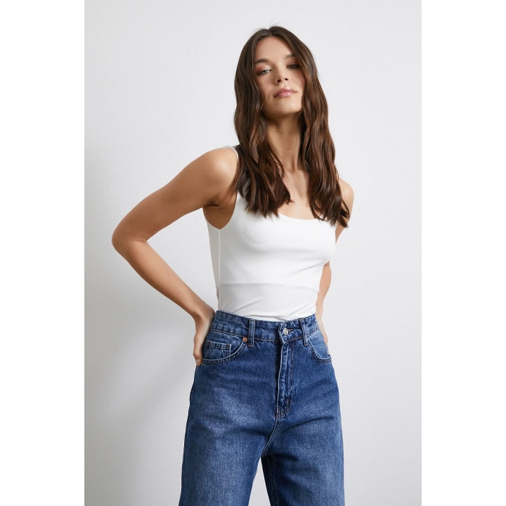 Astarlı Atlet Beyaz