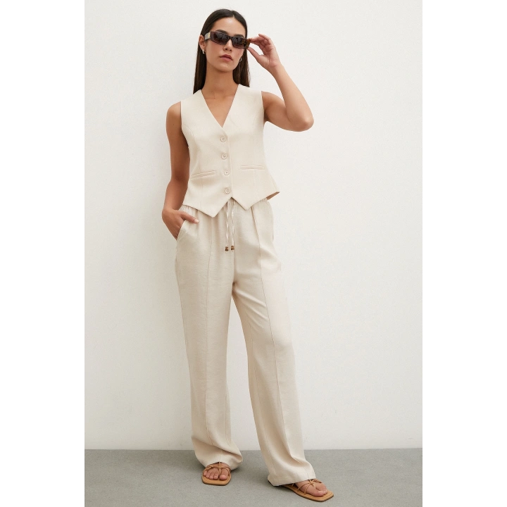 Belden Bağlamalı Pantolon Bej