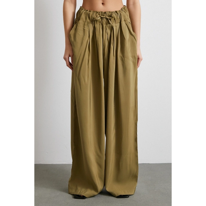 Beli Büzgülü Geniş Paça Rahat Pantolon Yeşil