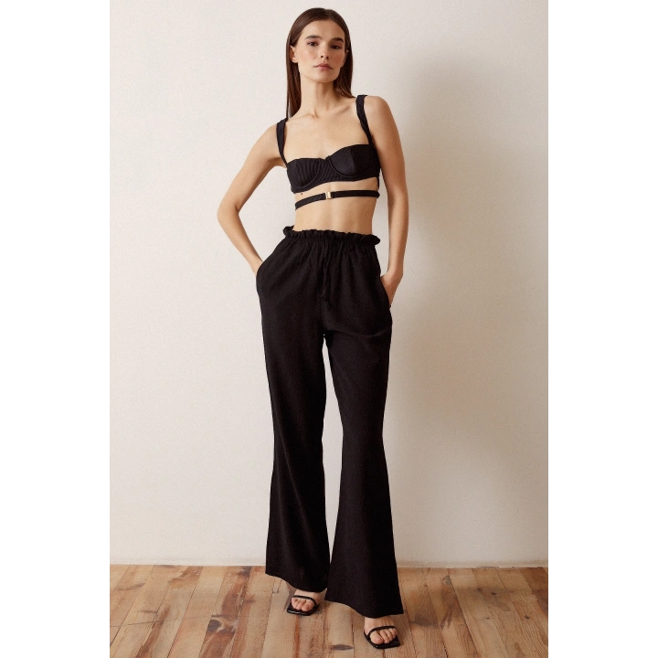 Beli Lastikli Biyeli Yüksek Bel Pantolon Siyah