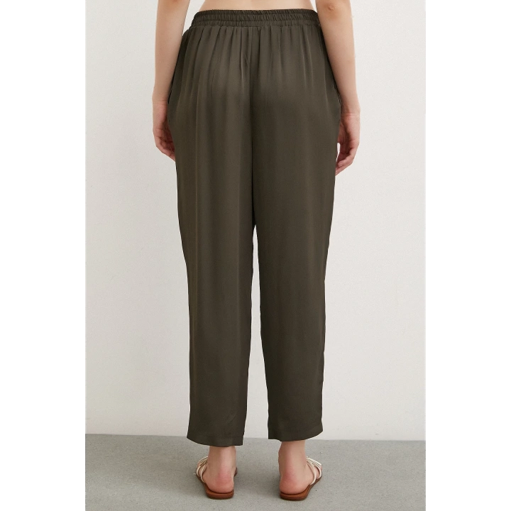 Beli Lastikli Boru Paça Pantolon Haki