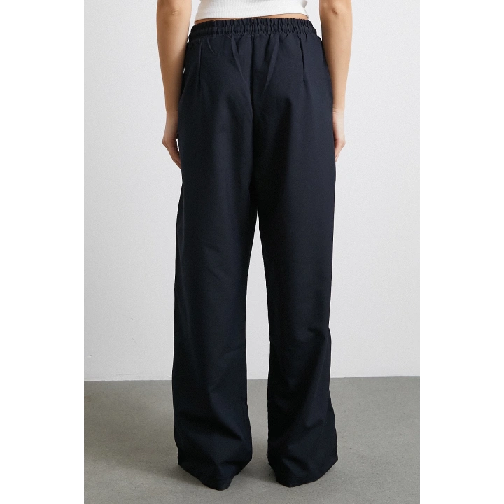 Beli Lastikli Çift Şeritli Pantolon Lacivert