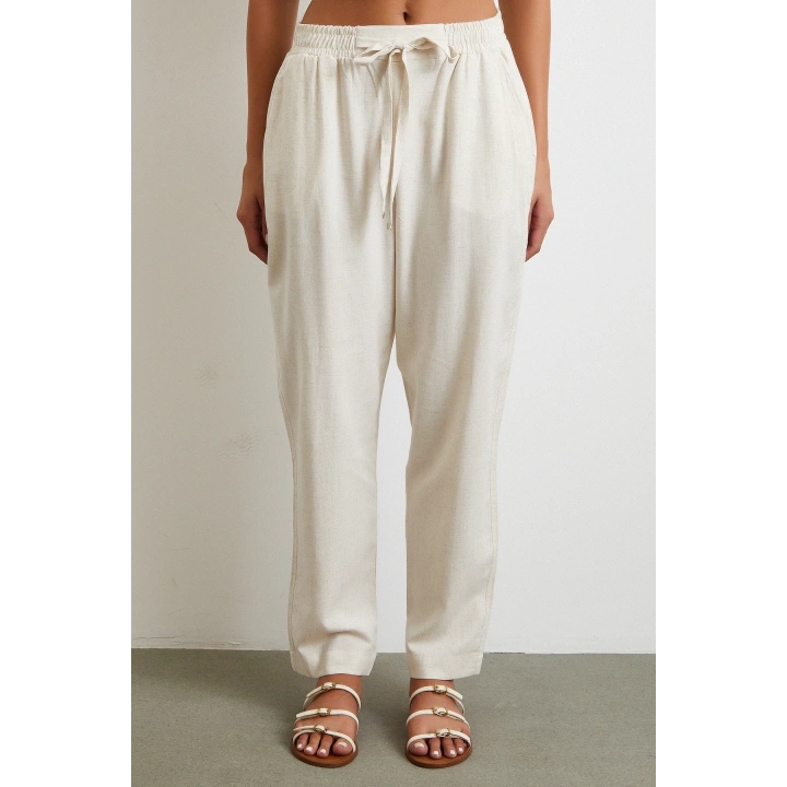 Beli Lastikli Klasik Pantolon Bej