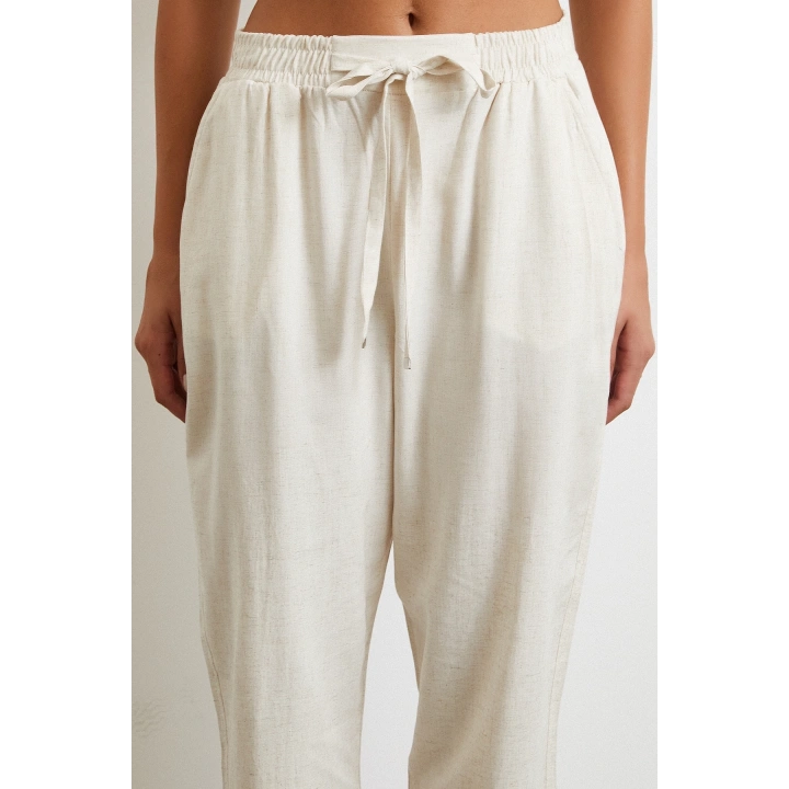 Beli Lastikli Klasik Pantolon Bej