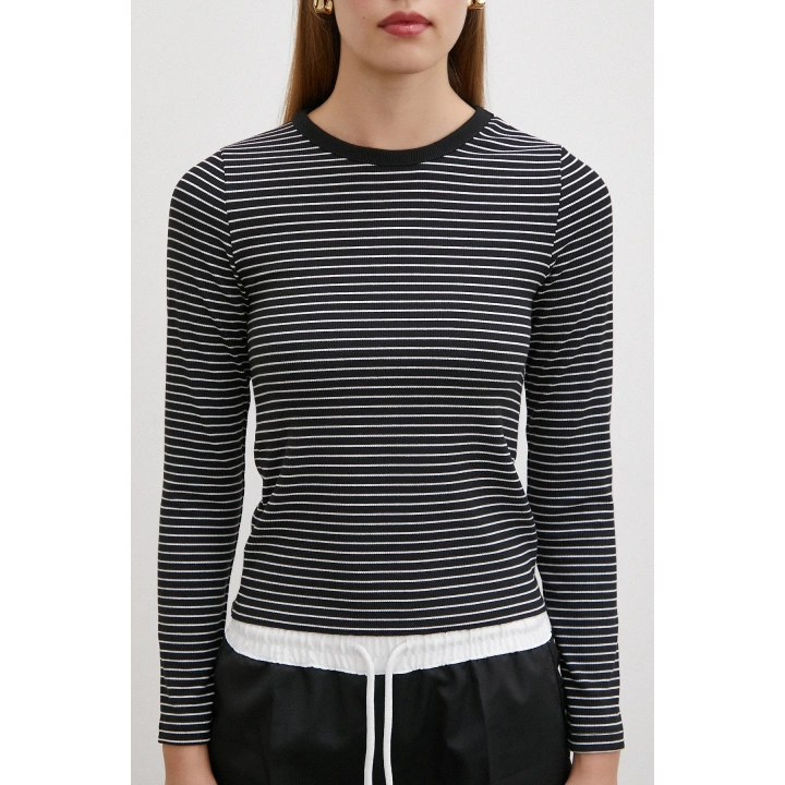Bisiklet Yaka Çizgili Bluz Siyah