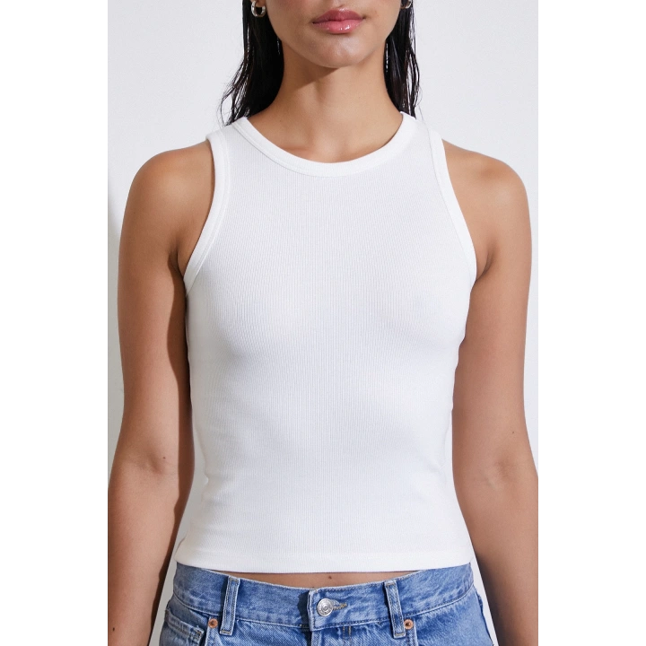 Bisiklet Yaka Top Beyaz