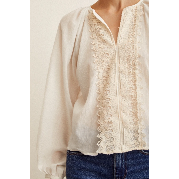 Brodeli V Yaka Bluz Beyaz