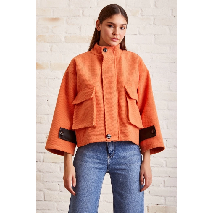 Cep Detaylı Bağcıklı Crop Ceket Turuncu