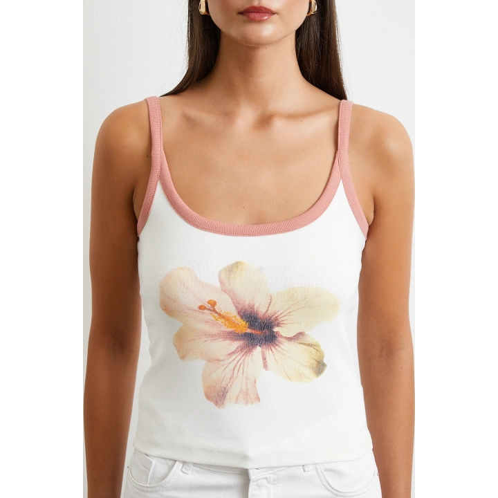 Çiçek Baskılı Askılı Top Ekru