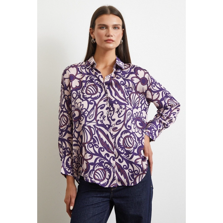 Çiçek Desenli Saten Gömlek Mor